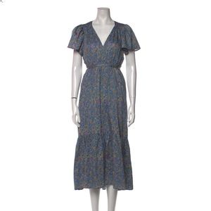 XiRENA - Flutter Sleeve Dress